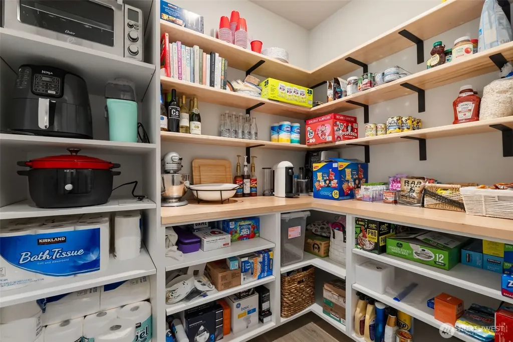 507 186th Pl SW Bothell WA 98012