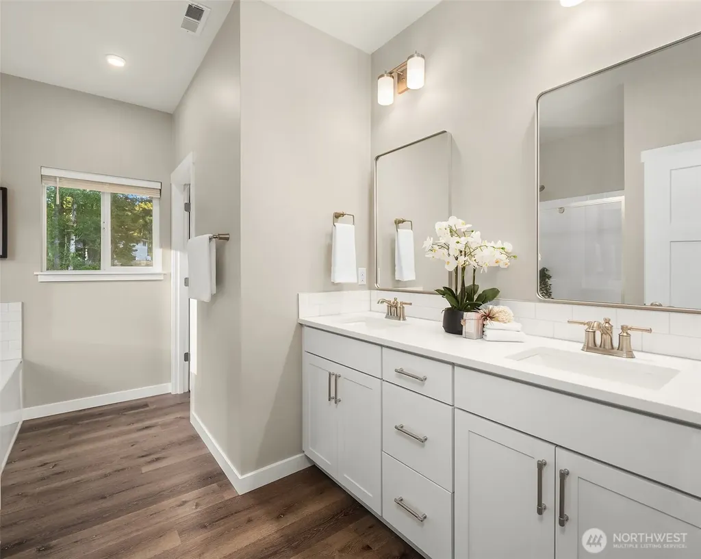 10424 348th Avenue SE Snoqualmie WA 98065