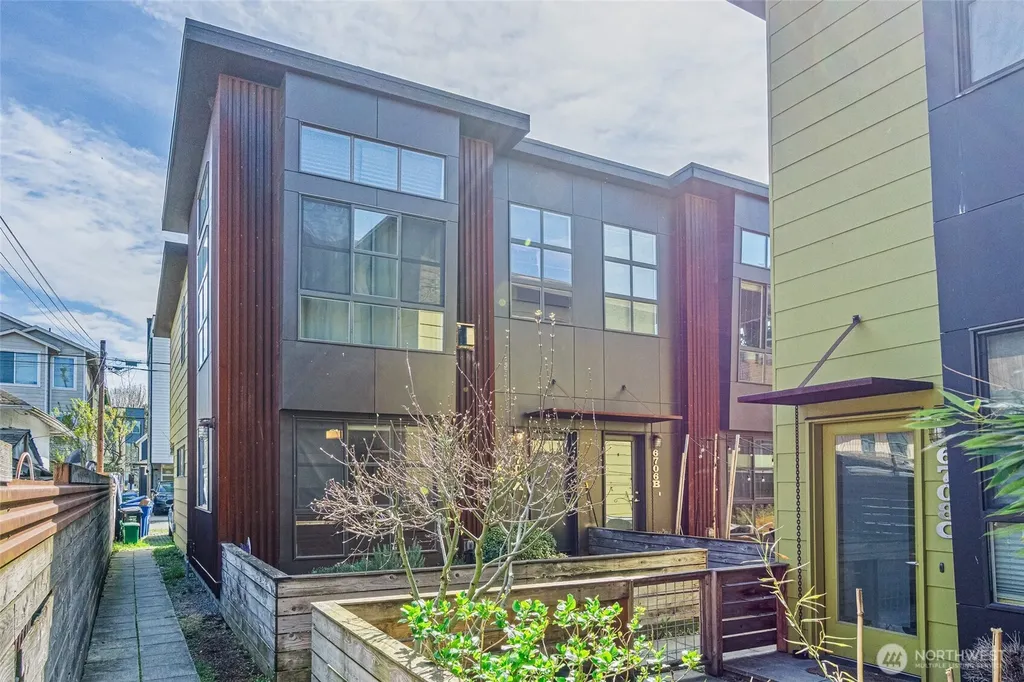 6706 Corson Avenue S Seattle WA 98108