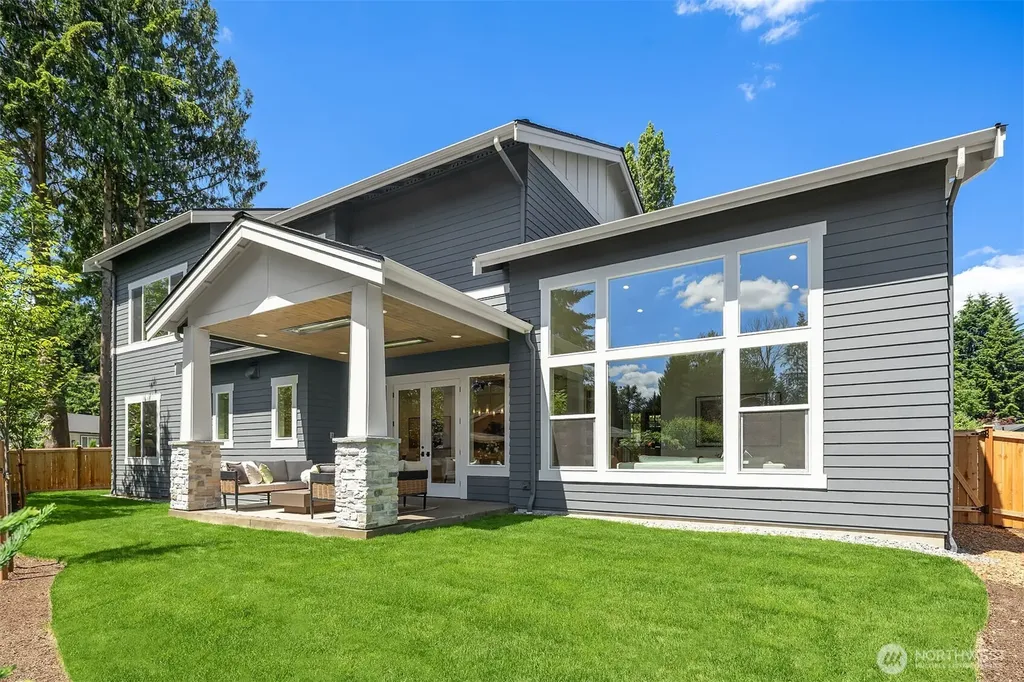 14064 102nd Court NE Kirkland WA 98034