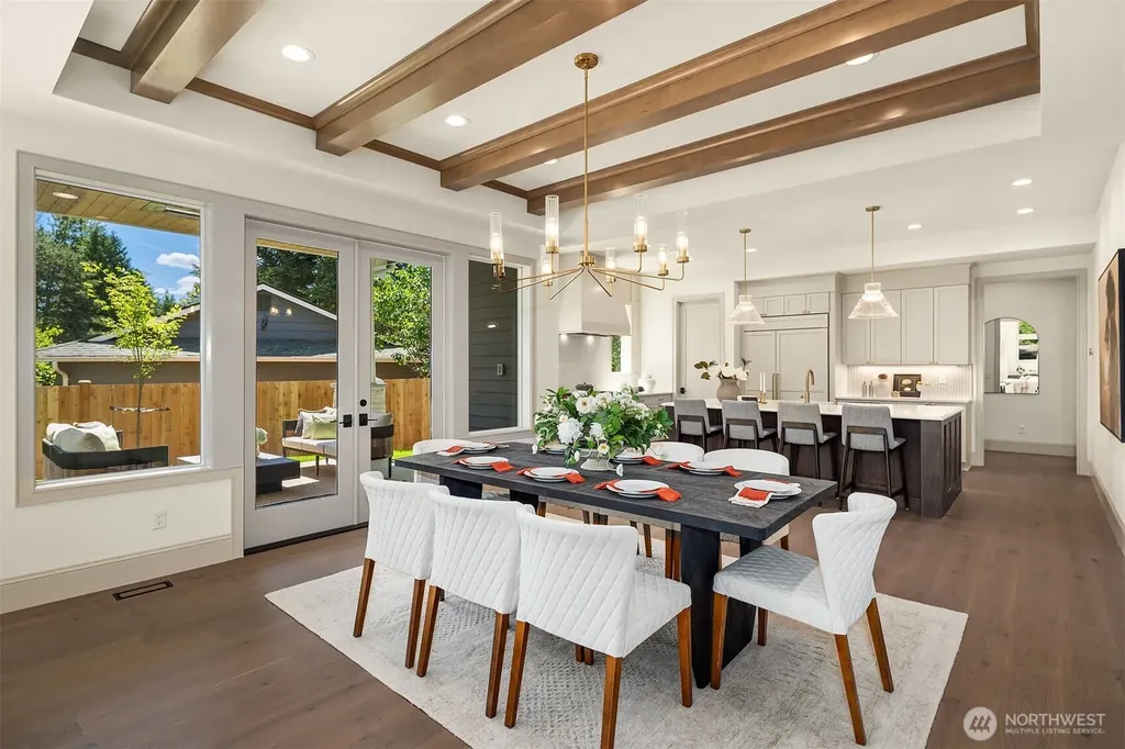 14064 102nd Court NE Kirkland WA 98034
