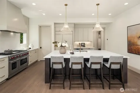 14064 102nd Court NE Kirkland WA 98034