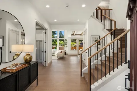 14064 102nd Court NE Kirkland WA 98034