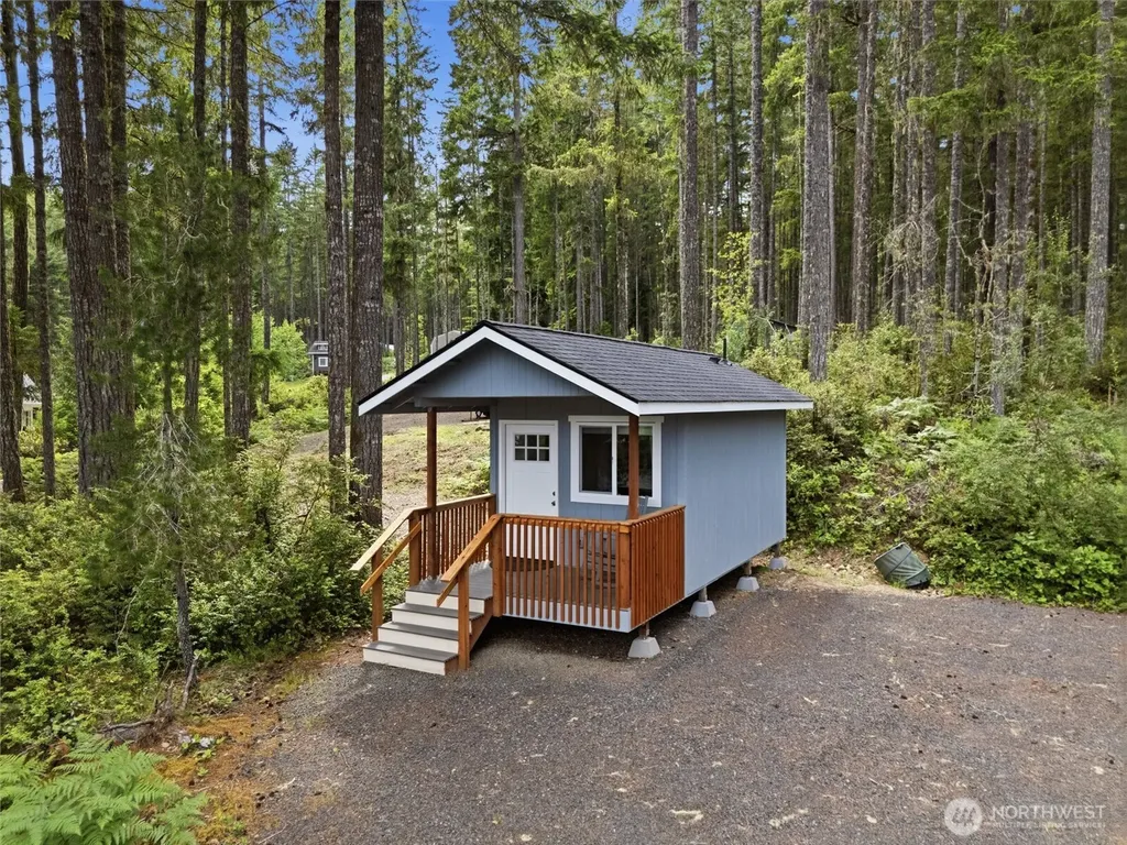 2321 NE Tee Lake Road Tahuya WA 98588