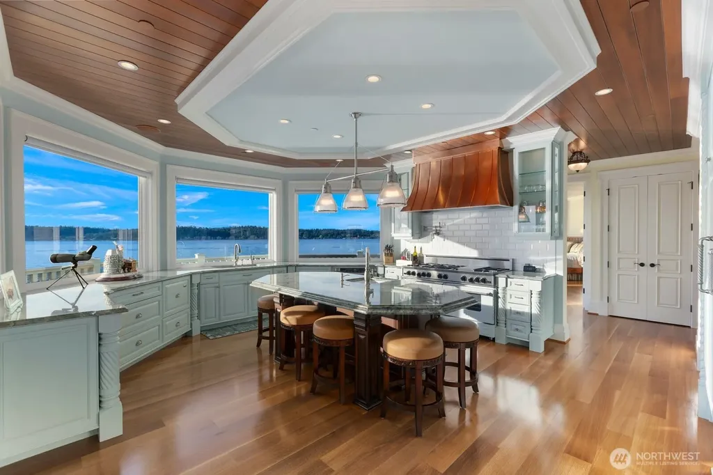1114 B Avenue Anacortes WA 98221