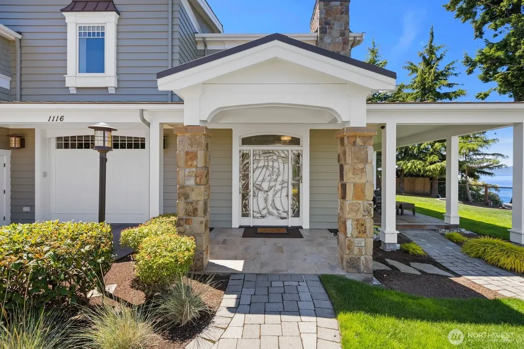 1114 B Avenue Anacortes WA 98221