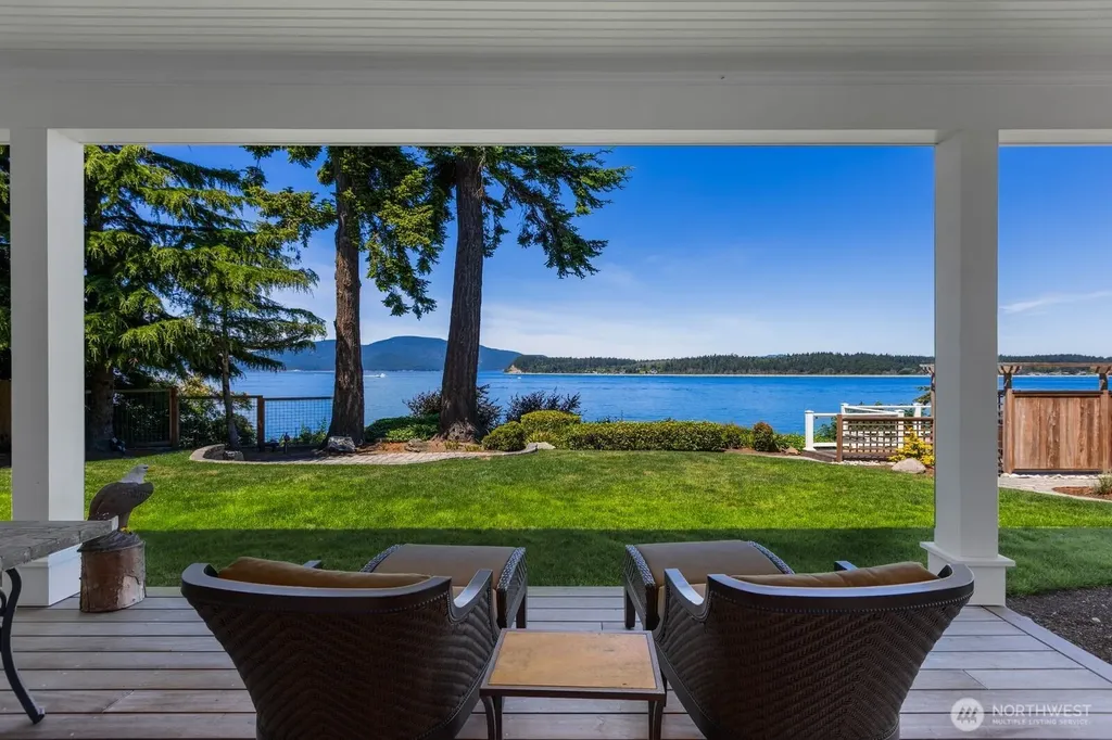 1114 B Avenue Anacortes WA 98221