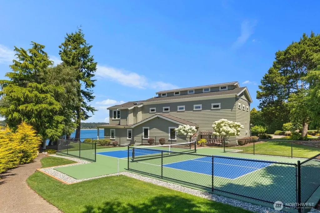 1114 B Avenue Anacortes WA 98221