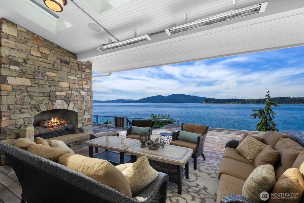 1114 B Avenue Anacortes WA 98221