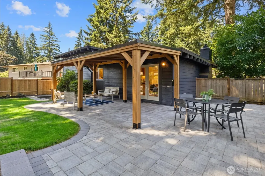14284 120th Place NE Kirkland WA 98034