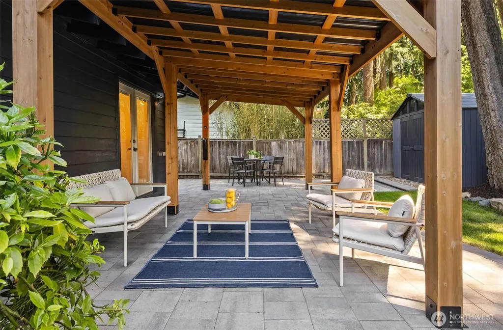 14284 120th Place NE Kirkland WA 98034