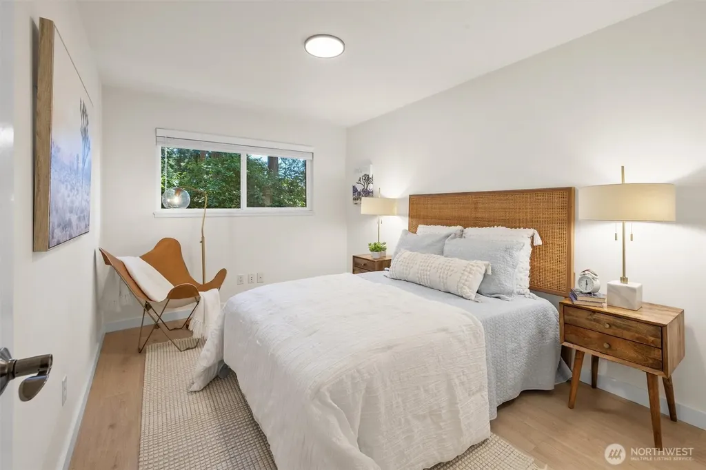 14284 120th Place NE Kirkland WA 98034
