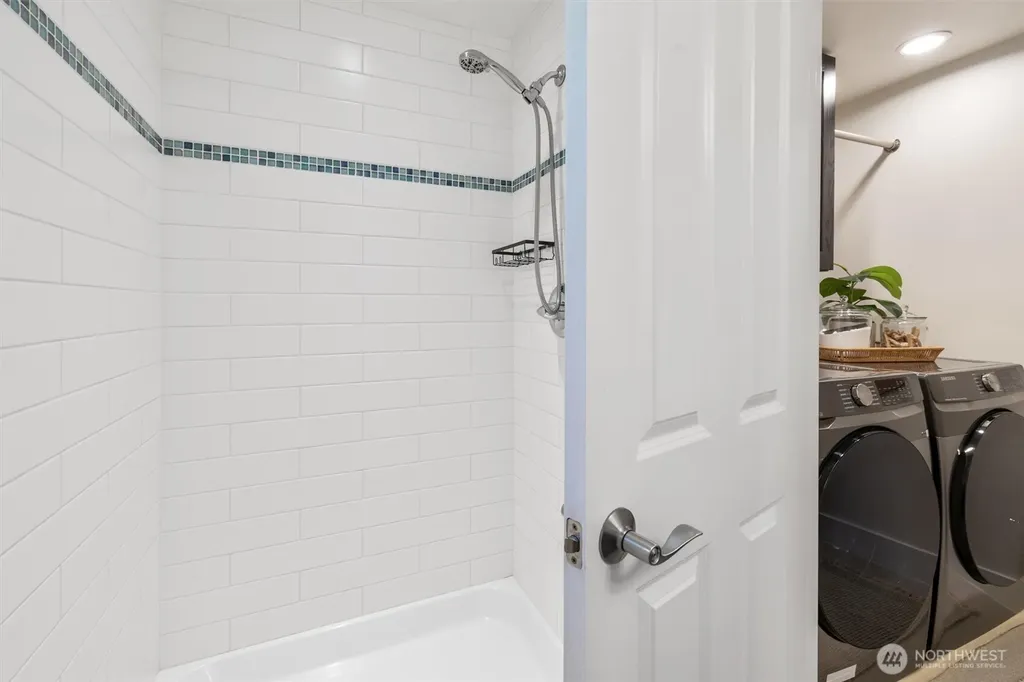 14284 120th Place NE Kirkland WA 98034