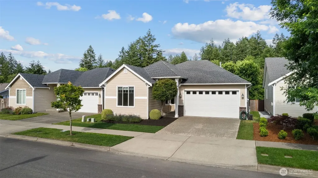 518 Grass Lake Street Ct NW Olympia WA 98502