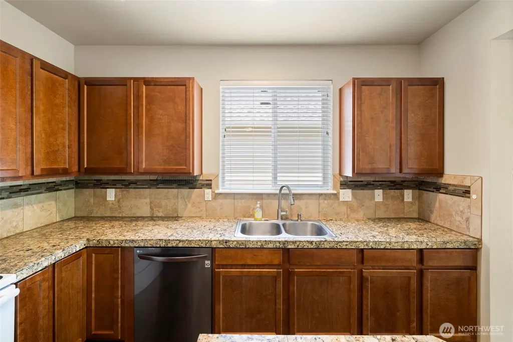 518 Grass Lake Street Ct NW Olympia WA 98502