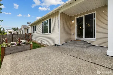 518 Grass Lake Street Ct NW Olympia WA 98502