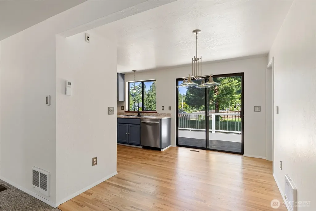 12506 NE Virginia Court Kingston WA 98346