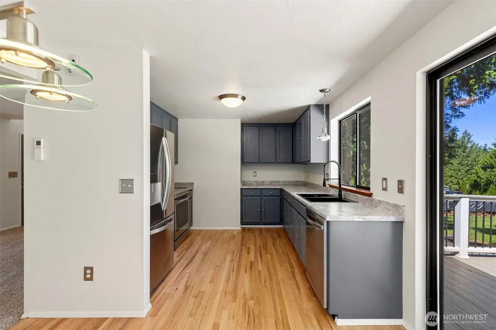 12506 NE Virginia Court Kingston WA 98346