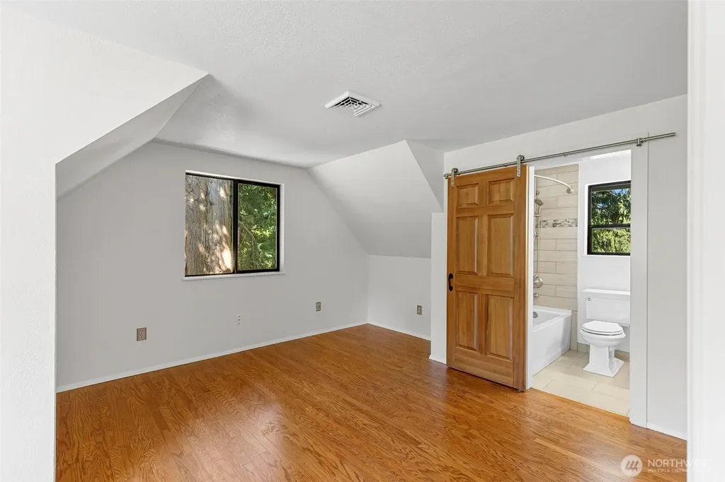 12506 NE Virginia Court Kingston WA 98346