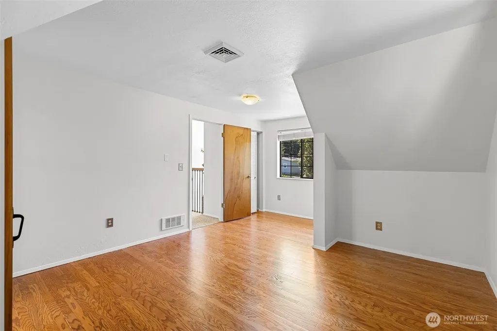 12506 NE Virginia Court Kingston WA 98346
