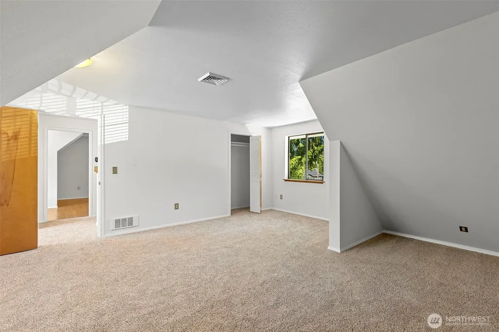 12506 NE Virginia Court Kingston WA 98346