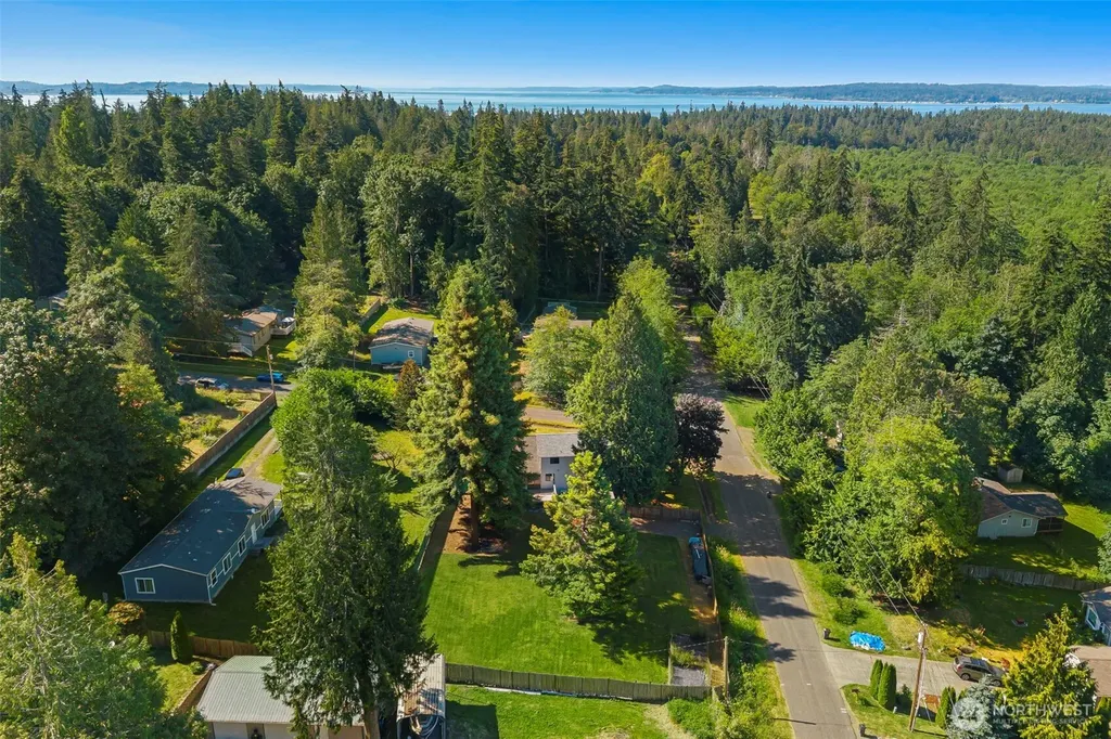 12506 NE Virginia Court Kingston WA 98346