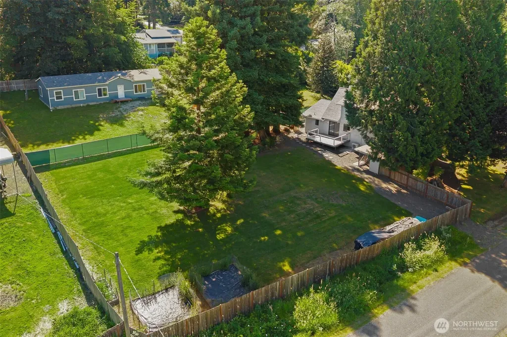 12506 NE Virginia Court Kingston WA 98346