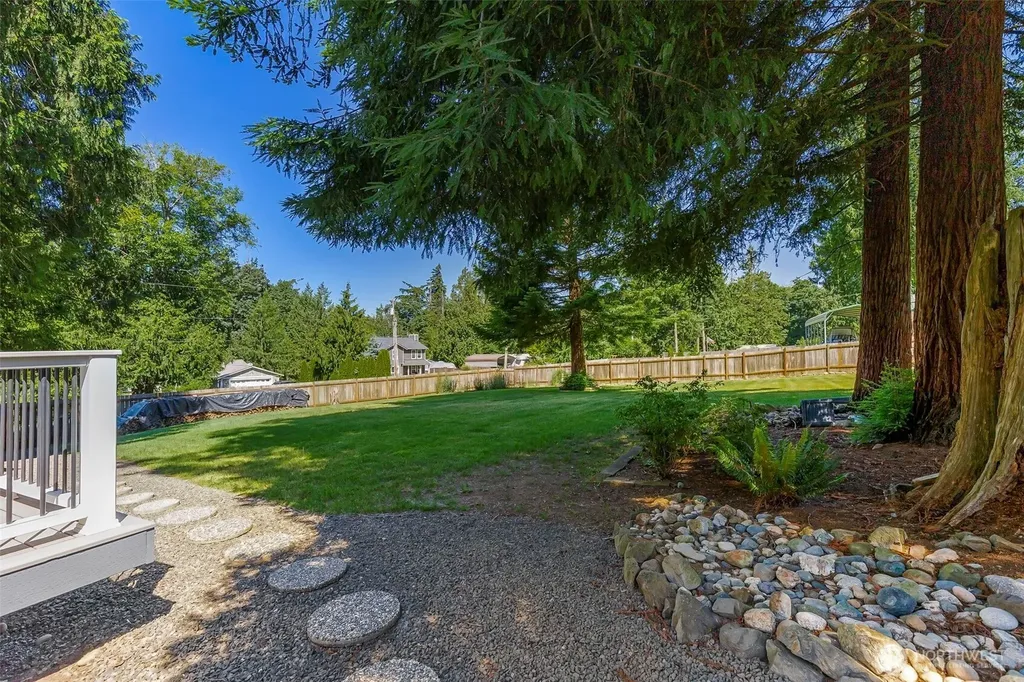12506 NE Virginia Court Kingston WA 98346