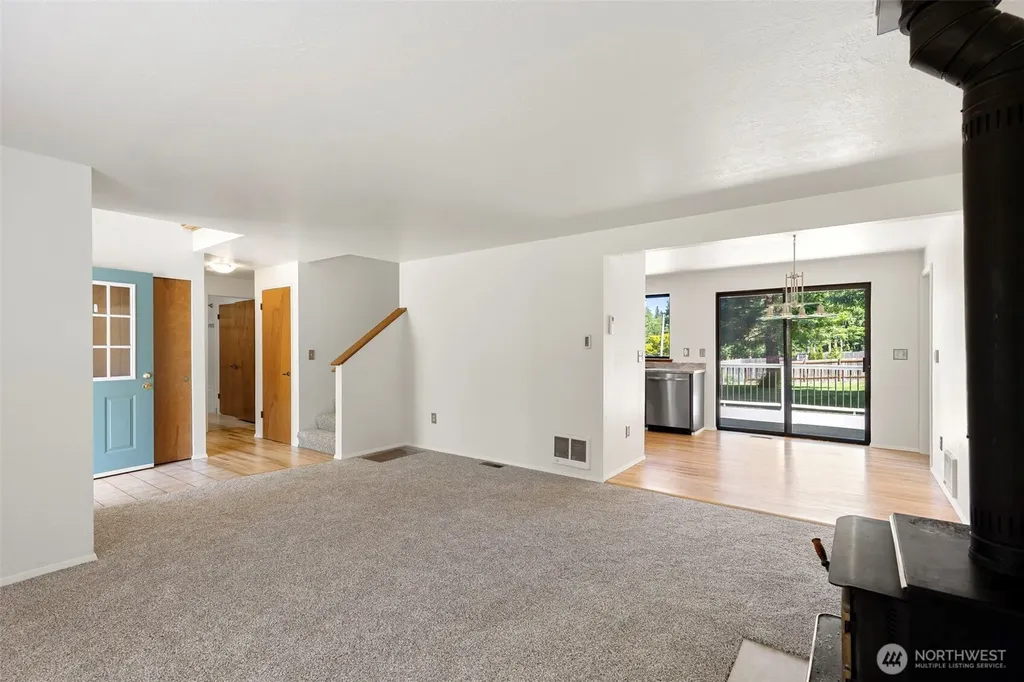 12506 NE Virginia Court Kingston WA 98346
