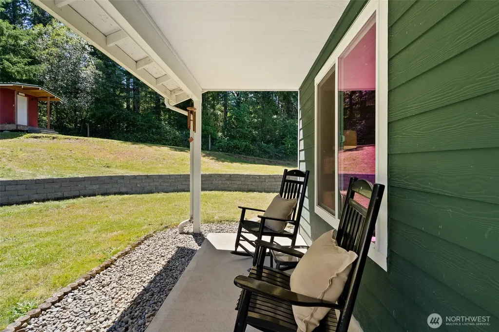 308 Key Peninsula Highway NW Lakebay WA 98349