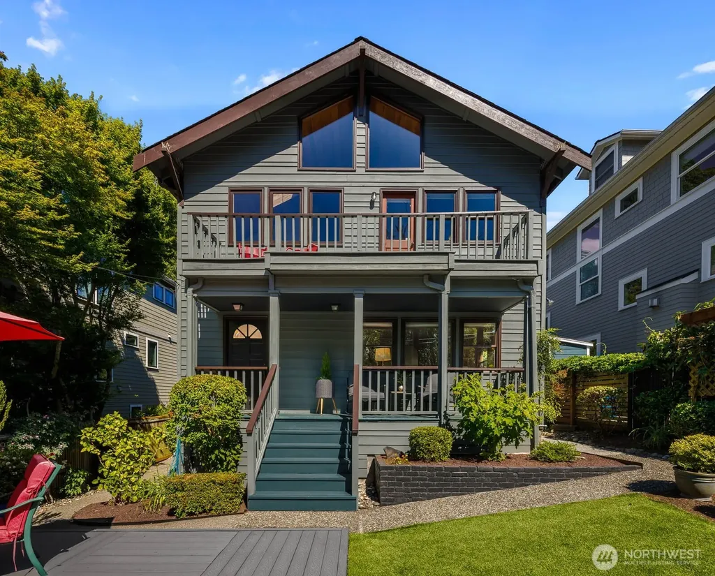2706 1st Avenue W Seattle WA 98119