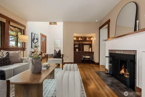 2706 1st Avenue W Seattle WA 98119