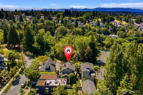 2706 1st Avenue W Seattle WA 98119