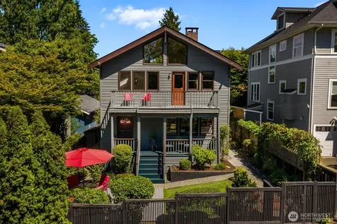 2706 1st Avenue W Seattle WA 98119