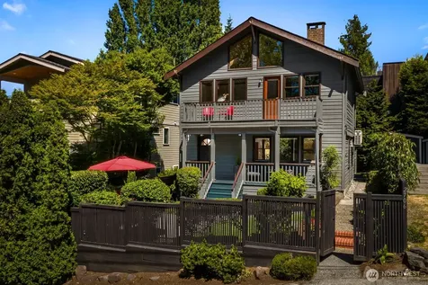 2706 1st Avenue W Seattle WA 98119