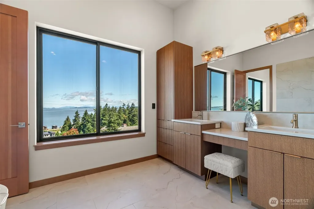 47 Conley Drive Camano Island WA 98282