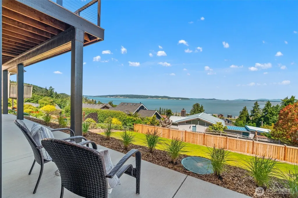 47 Conley Drive Camano Island WA 98282