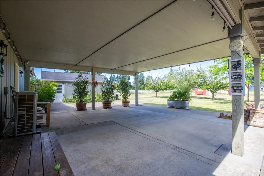 10548 179th Avenue SW Rochester WA 98579