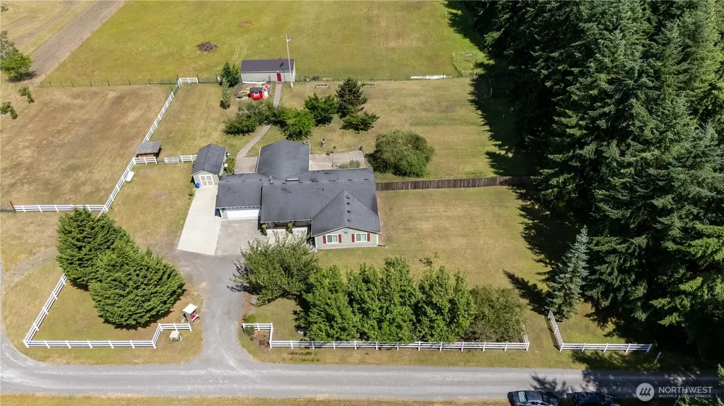 10548 179th Avenue SW Rochester WA 98579