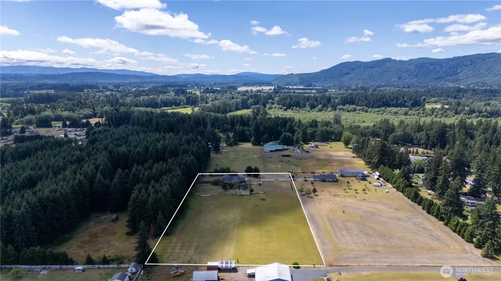 10548 179th Avenue SW Rochester WA 98579