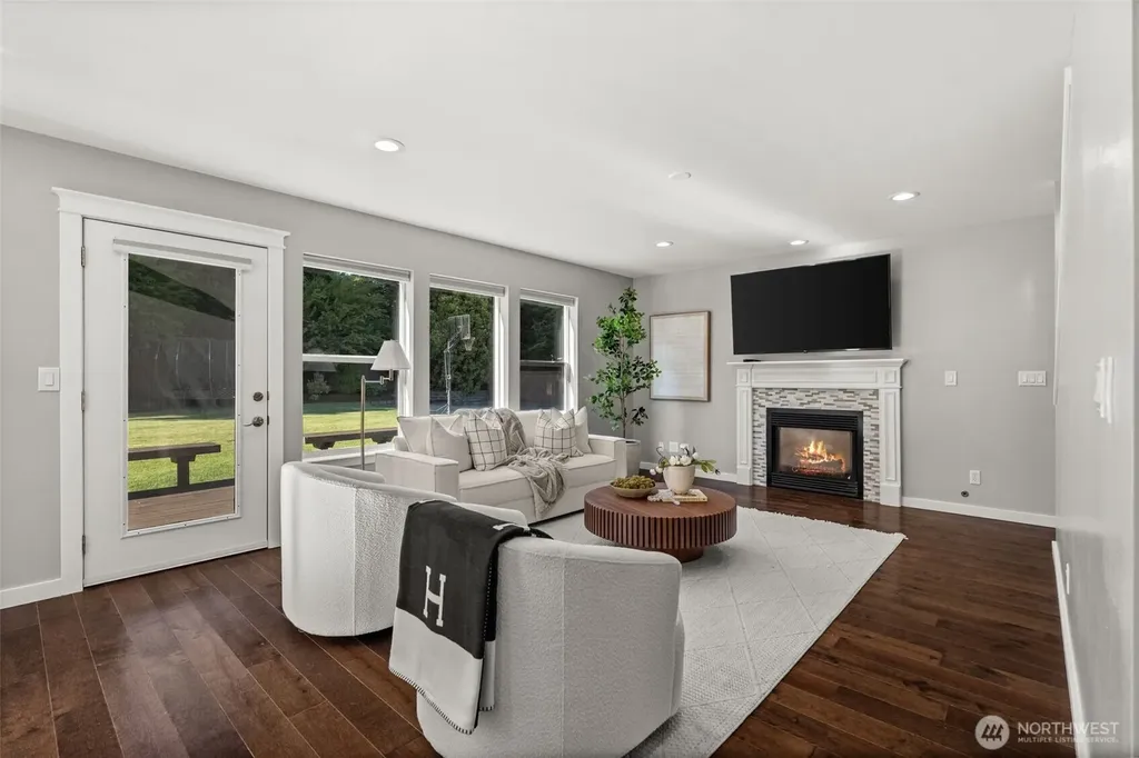 6623 29th Street Ct NW Gig Harbor WA 98335