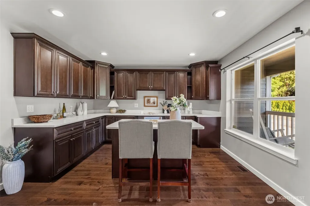 6623 29th Street Ct NW Gig Harbor WA 98335