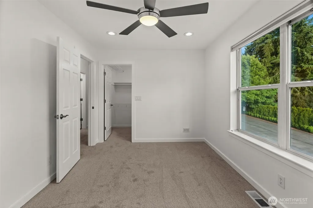 6623 29th Street Ct NW Gig Harbor WA 98335