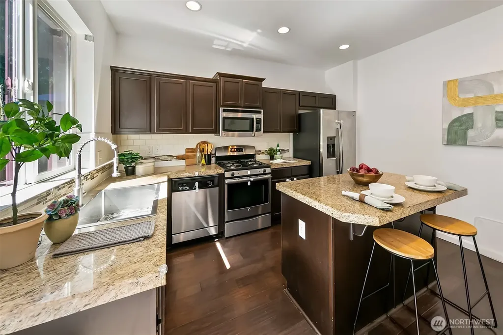 11341 5th Avenue SW Seattle WA 98146