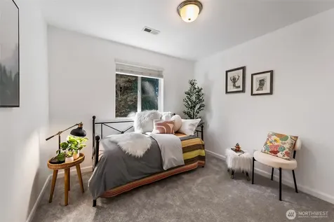11341 5th Avenue SW Seattle WA 98146