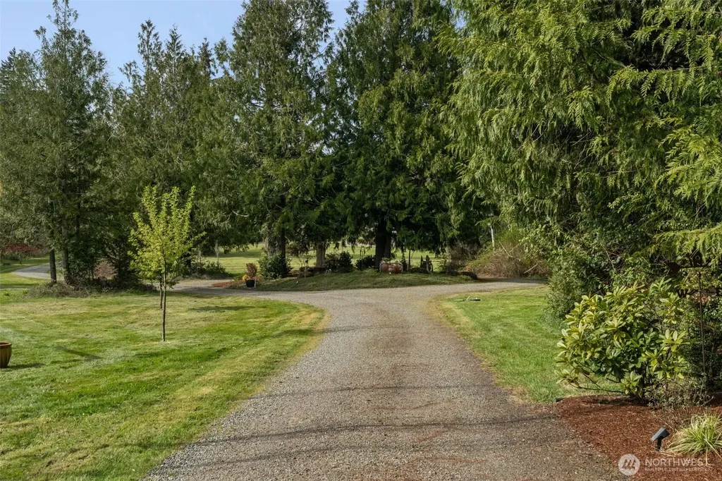 311 Cornwall Road NW Lakebay WA 98349