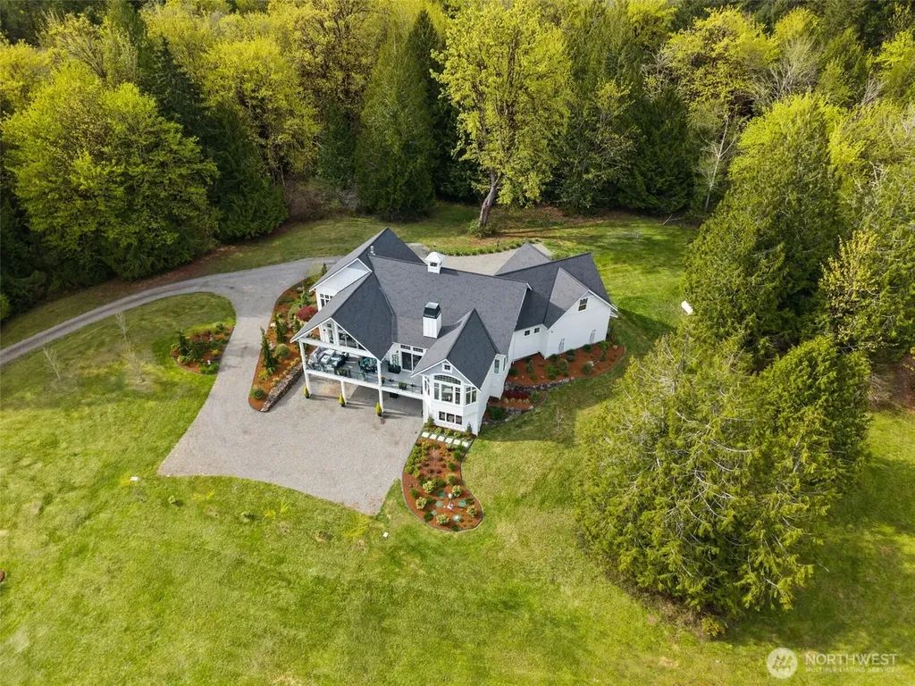 311 Cornwall Road NW Lakebay WA 98349