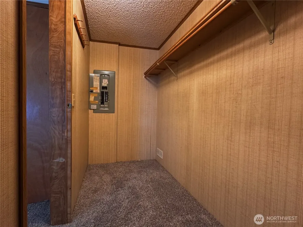 21621 186th Street E Orting WA 98360