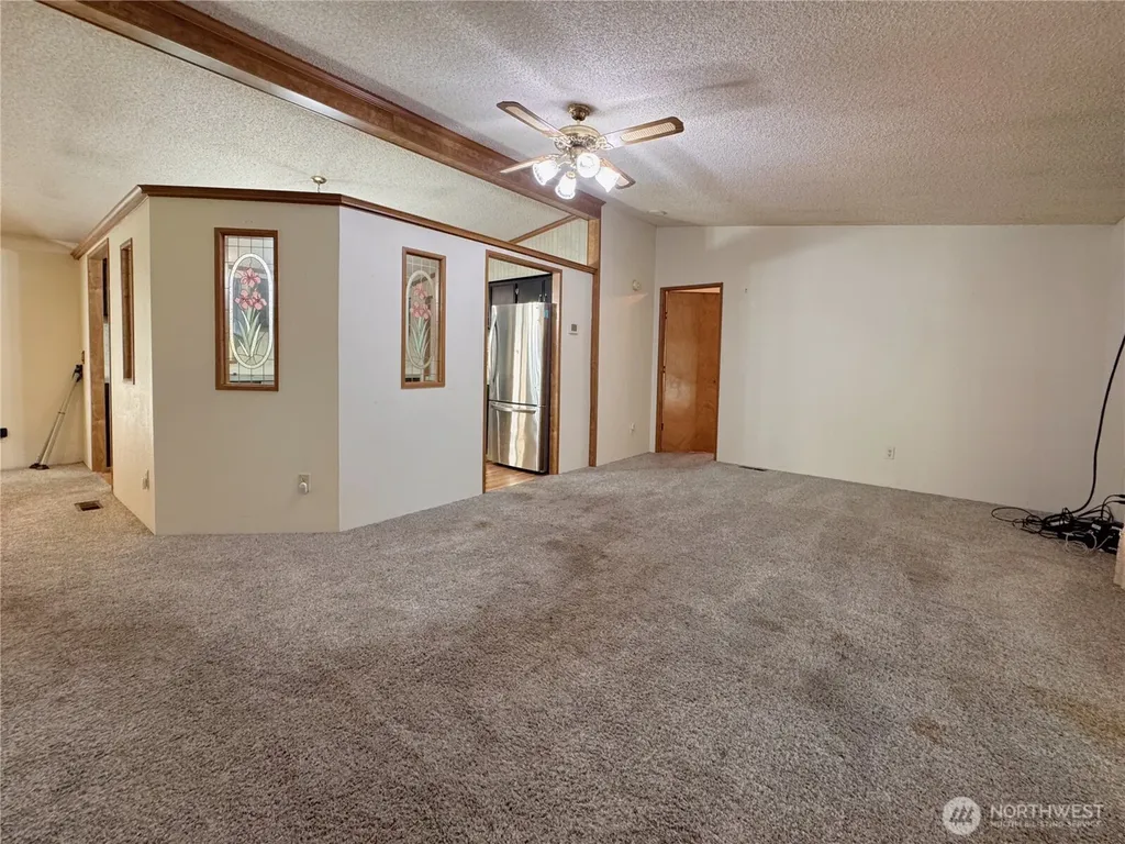 21621 186th Street E Orting WA 98360