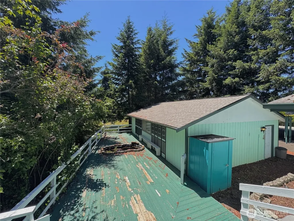 21621 186th Street E Orting WA 98360